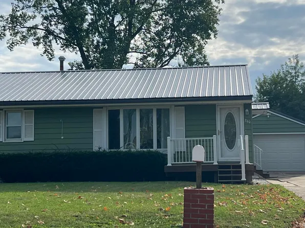 240 S Broadway Ave, New Hampton, IA 50659