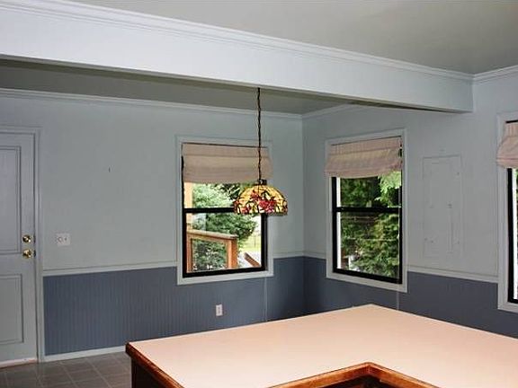 Kitchen Eating Space