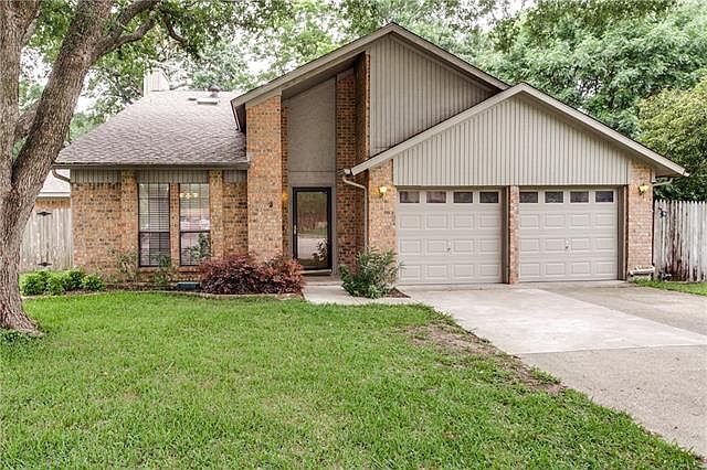 1st image of 406 Overland Dr