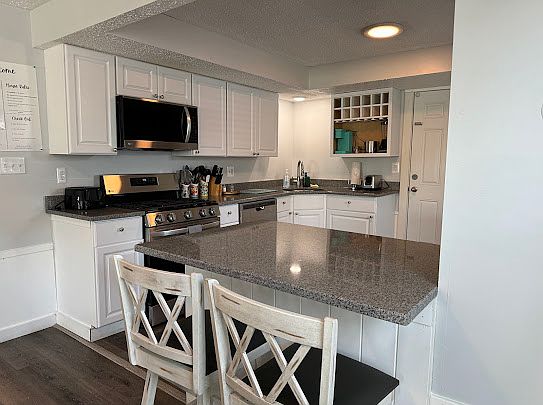 1st image of 934 Haven Ave #1