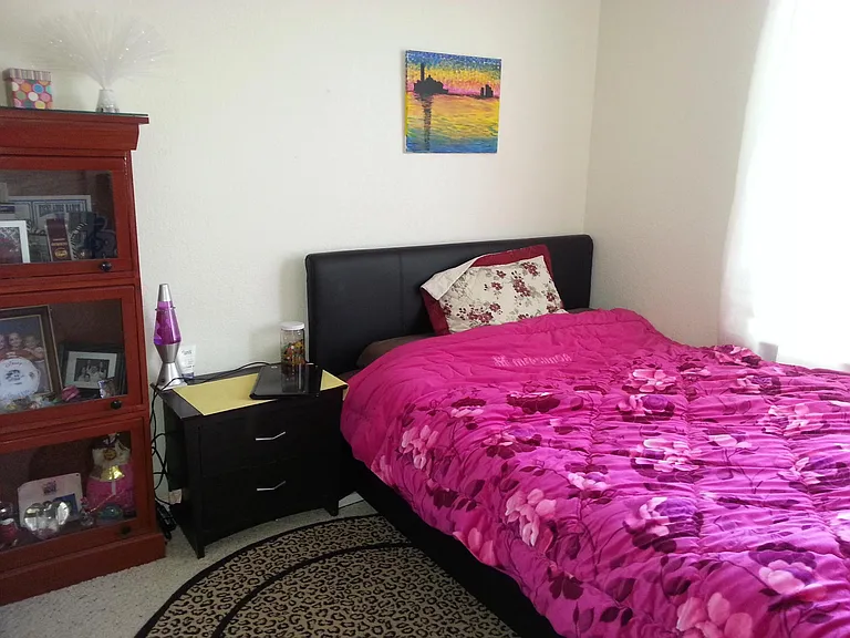 9706 Queenscliffe Dr — Photo 12