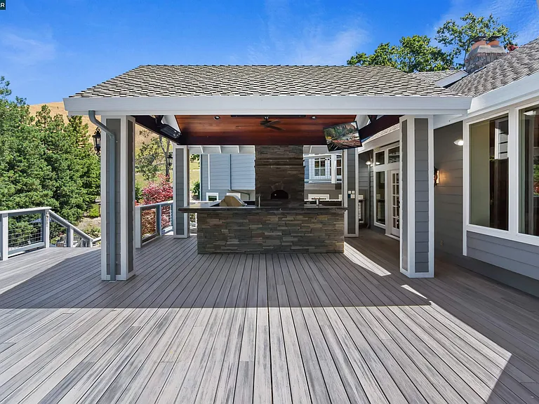 2324 Saddleback Dr — Photo 69