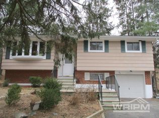 23 Cedar Lake Rd, Blairstown, NJ 07825