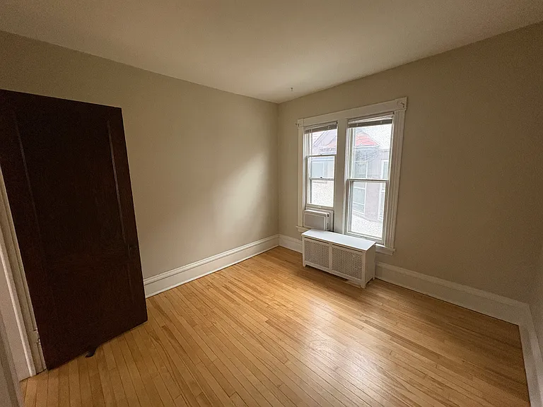 2753 Fremont Ave S #2 — Photo 10