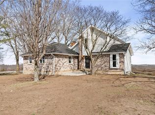 457 SW F Hwy, Centerview, MO 64019