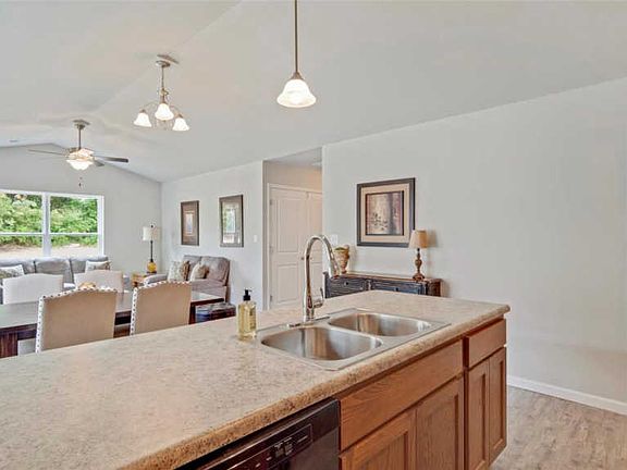 3rd image of 968 Osage Villa Ct