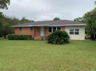 1761 Handy Rd, Cantonment, FL 32533