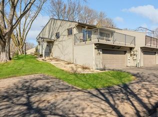 4410 Arden View Ct, Arden Hills, MN 55112
