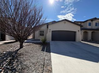 5852 Mafraq Ave NW, Albuquerque, NM 87114