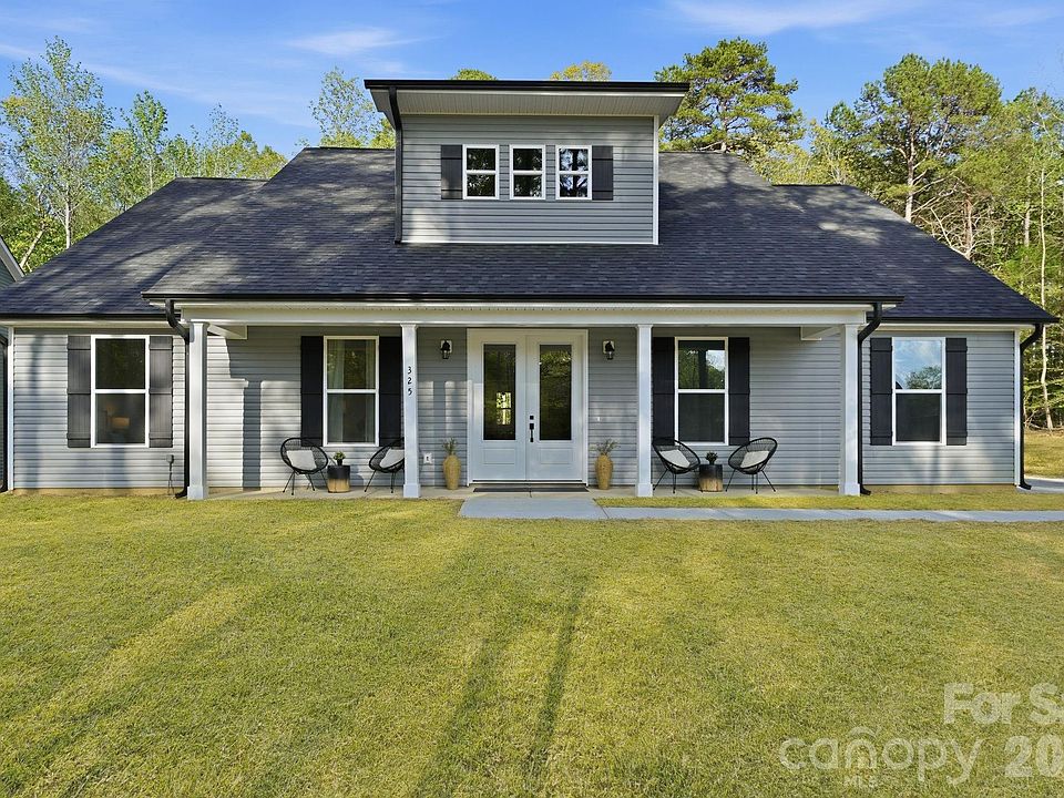 1st image of 325 Mainsail Rd