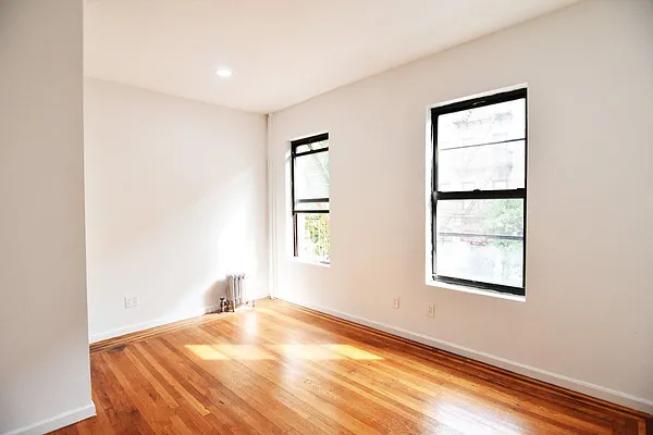 Rented by Bohemia Realty Group | media 13