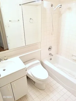 Rented by Citi Habitats | media 31