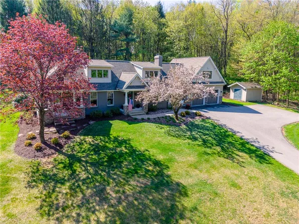 5826 Glen Rd, Coopersburg, PA 18036