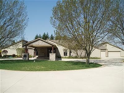 1st image of 9871 Paragon Road