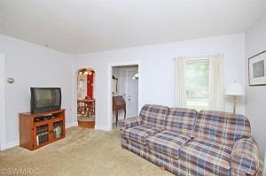 4th image of 1428 Pinehurst Blvd