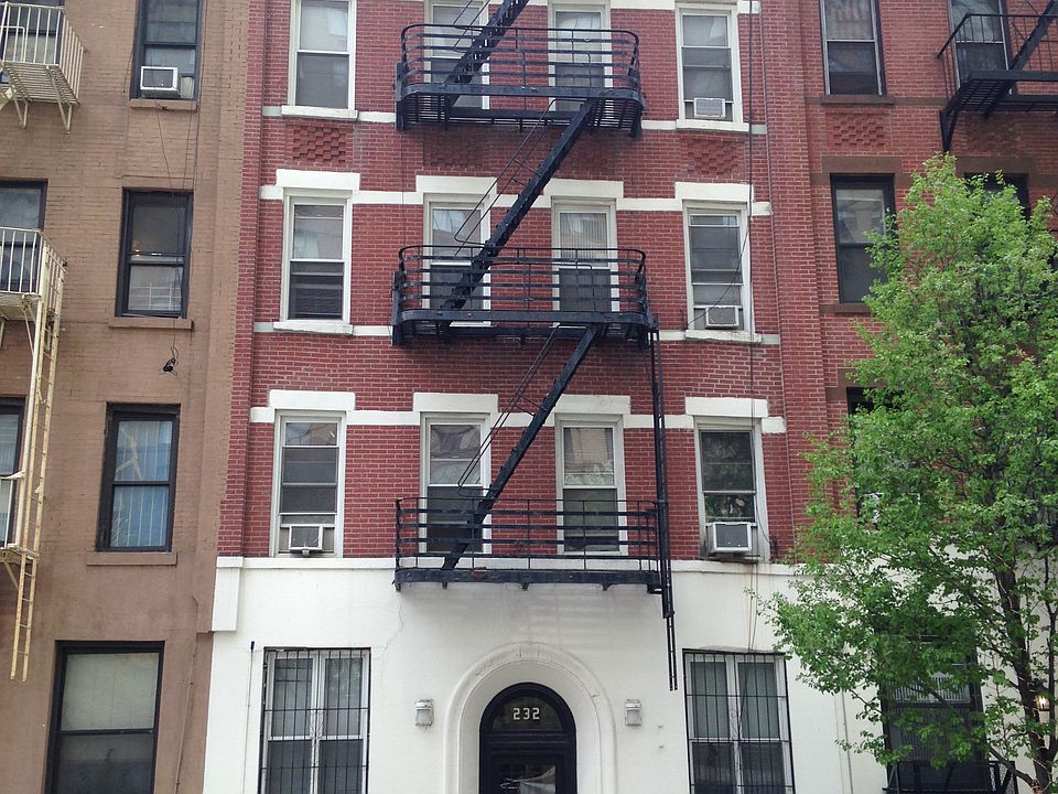Building Photo 4