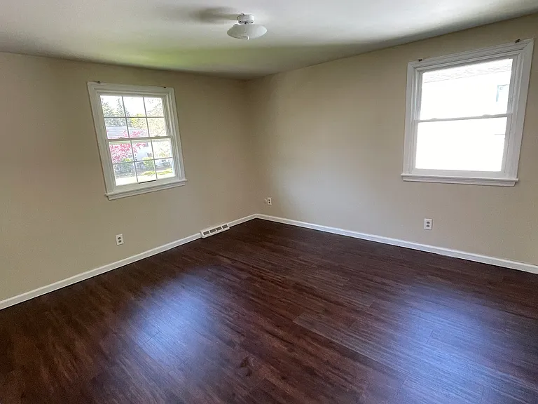 212 Sunshine Dr #L — Photo 23