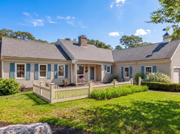 114 Quivet Dr, South Dennis, MA 02660
