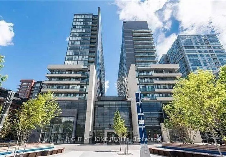 36 Lisgar St #831W — Photo 1
