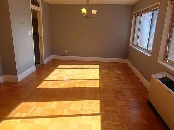 2nd image of 3900 Tunlaw Rd NW APT 413
