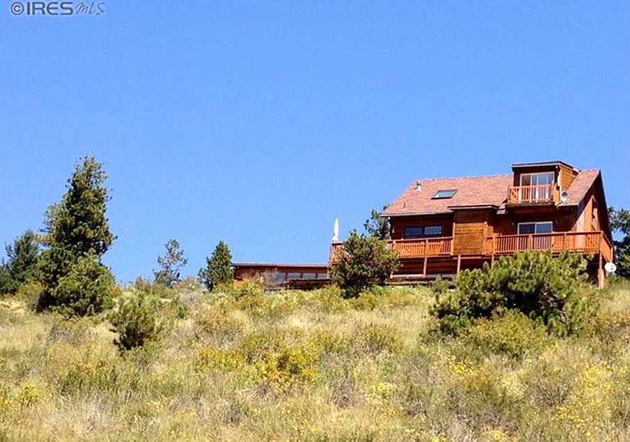 Four-bedroom house with views