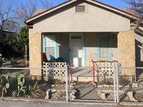 315 E Oak St, Sanderson, TX 79848