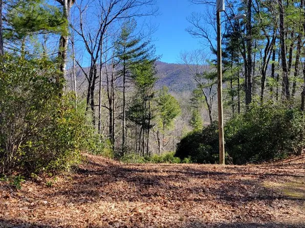 5 Sky Trek Dr, Murphy, NC 28906
