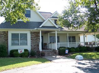 18505 140th Rd, Erie, KS 66733