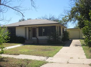 1209 N 5th St, Ballinger, TX 76821
