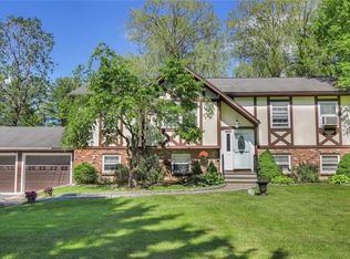 90 Briar Ridge Rd, Danbury, CT 06810