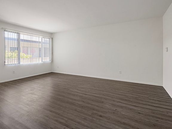 5th image of 3445 Vinton Ave APT 8