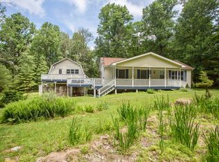 4254 Hemlock Rd, Kunkletown, PA 18058