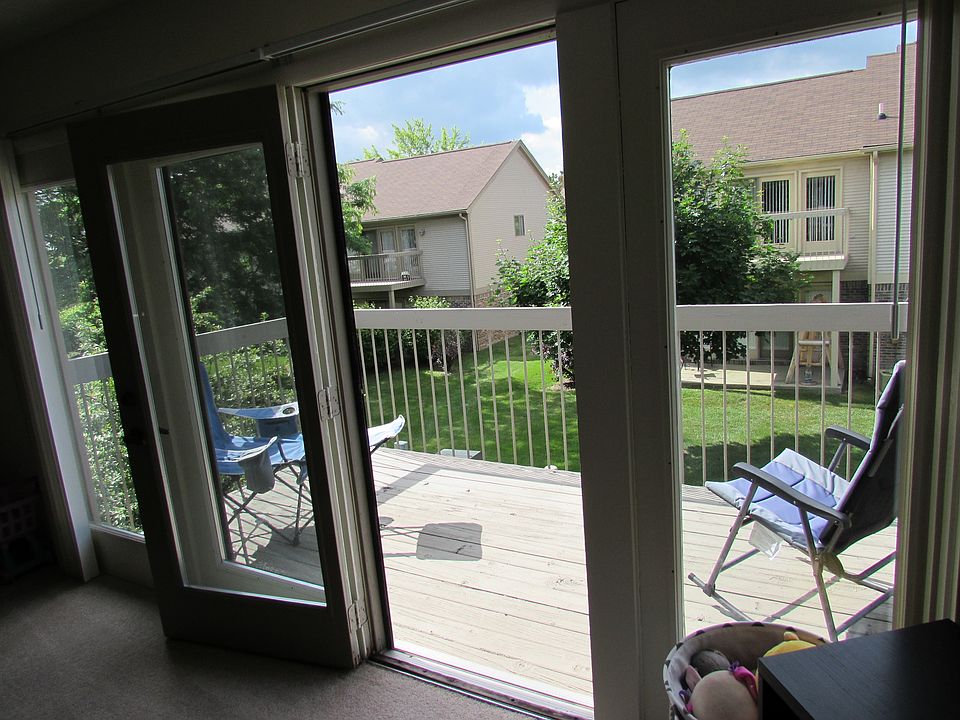1st image of 851 Rolling Hills Ln APT 2