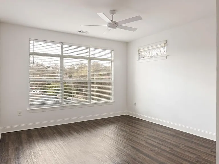 840 United Ave SE #415 — Photo 11