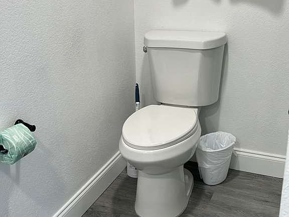 5th image of 316 Courtland Cir #1