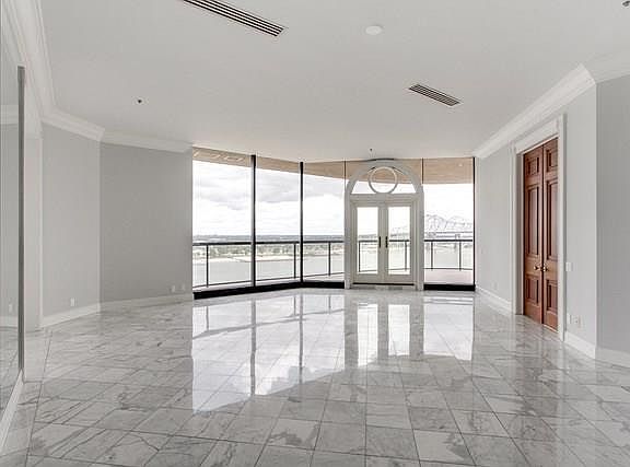 4th image of 600 Port Of New Orleans Pl APT 9A