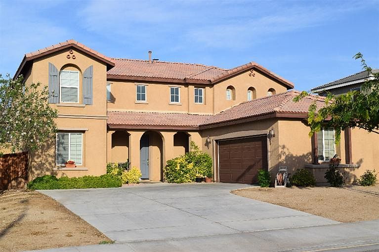 1st image of 13771 Camino Cinco St