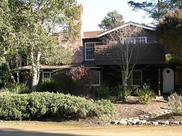 2nd image of 1440 Leonard Pl