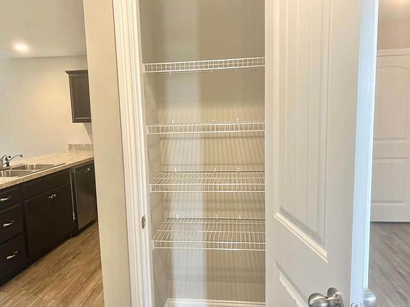5th image of 504 Spinnaker Dr #504