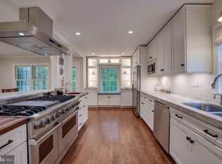 23 Murray Hill Cir, Baltimore, MD 21212