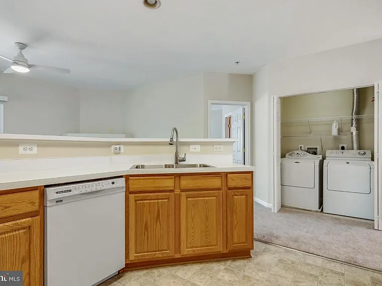 43028 Old Gallivan Ter — Photo 11
