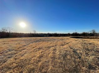 Sandy Ln, Edmond, OK 73034