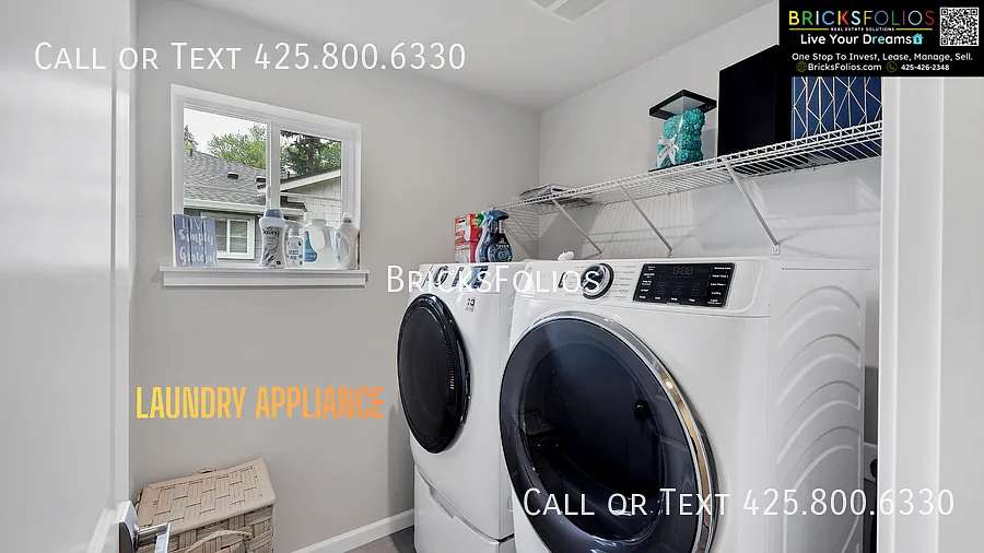 Modern Living in Gated Sunridge | 3Bed End-Unit Townhome — Photo 3