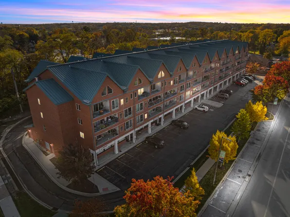 1111 Burlington Ave Unit 207, Lisle, IL 60532