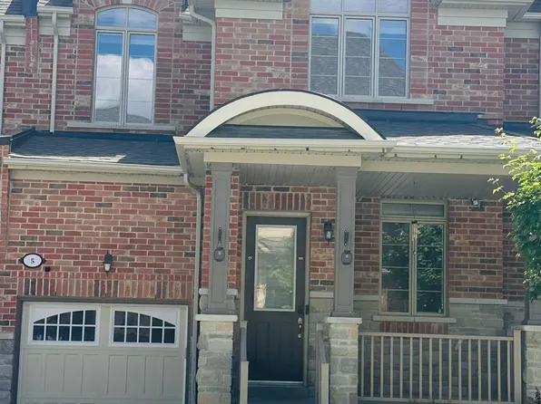 5 Hardman Ln, Ajax, ON L1T 0P9