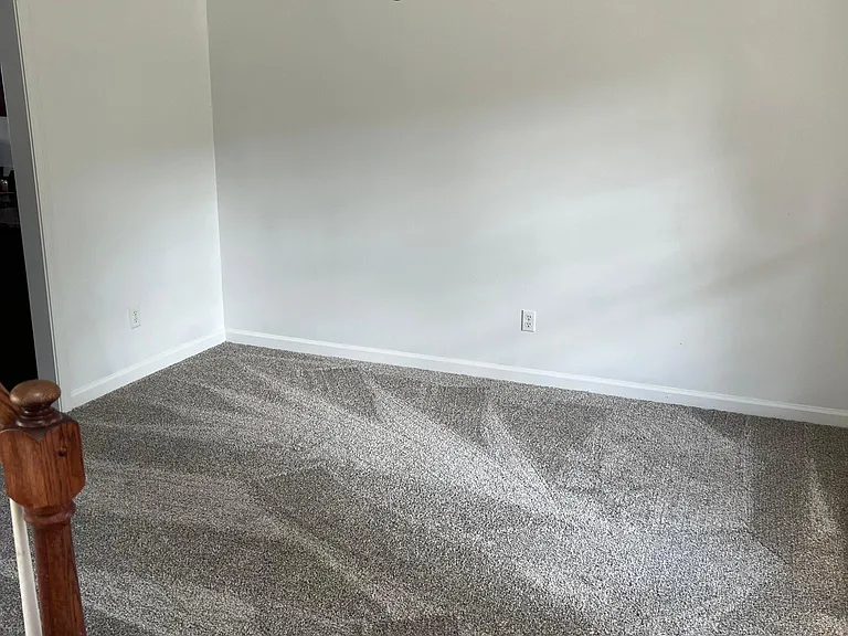 581 Lanarkshire Pl — Photo 3