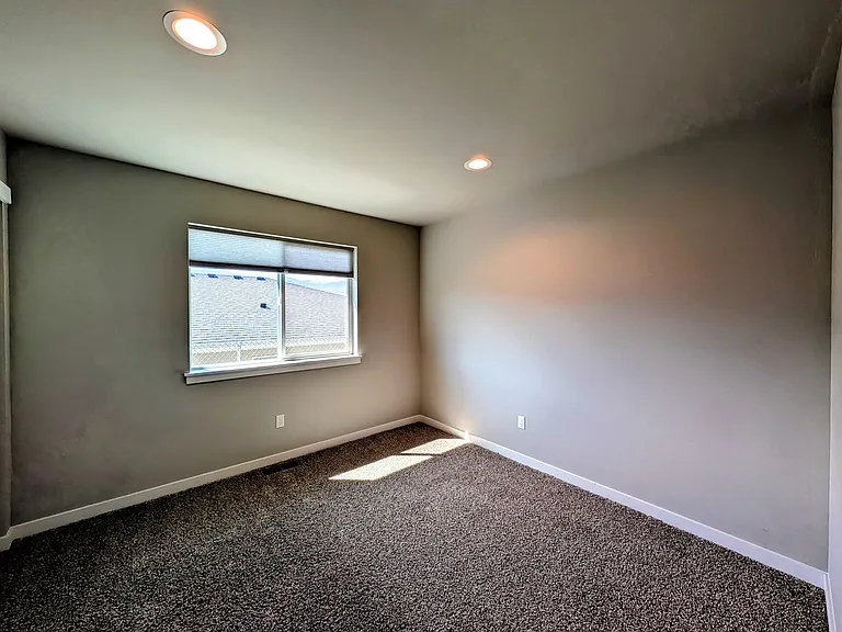 2219 SE Marlette Rd — Photo 9