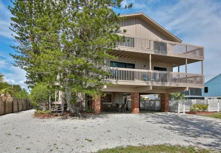 460 Beach Rd #A1 — Photo 1