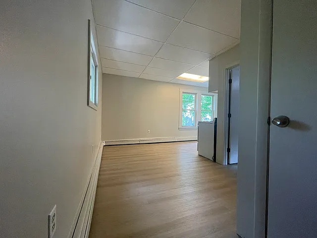 41 Varney St #1R — Photo 3