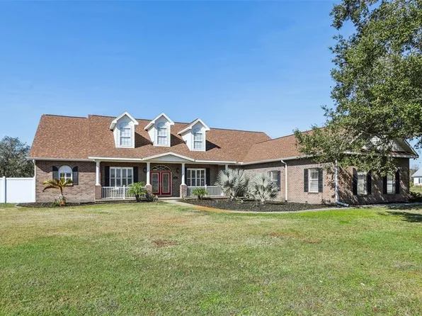 3717 Quail Nesting Pl, Plant City, FL 33565